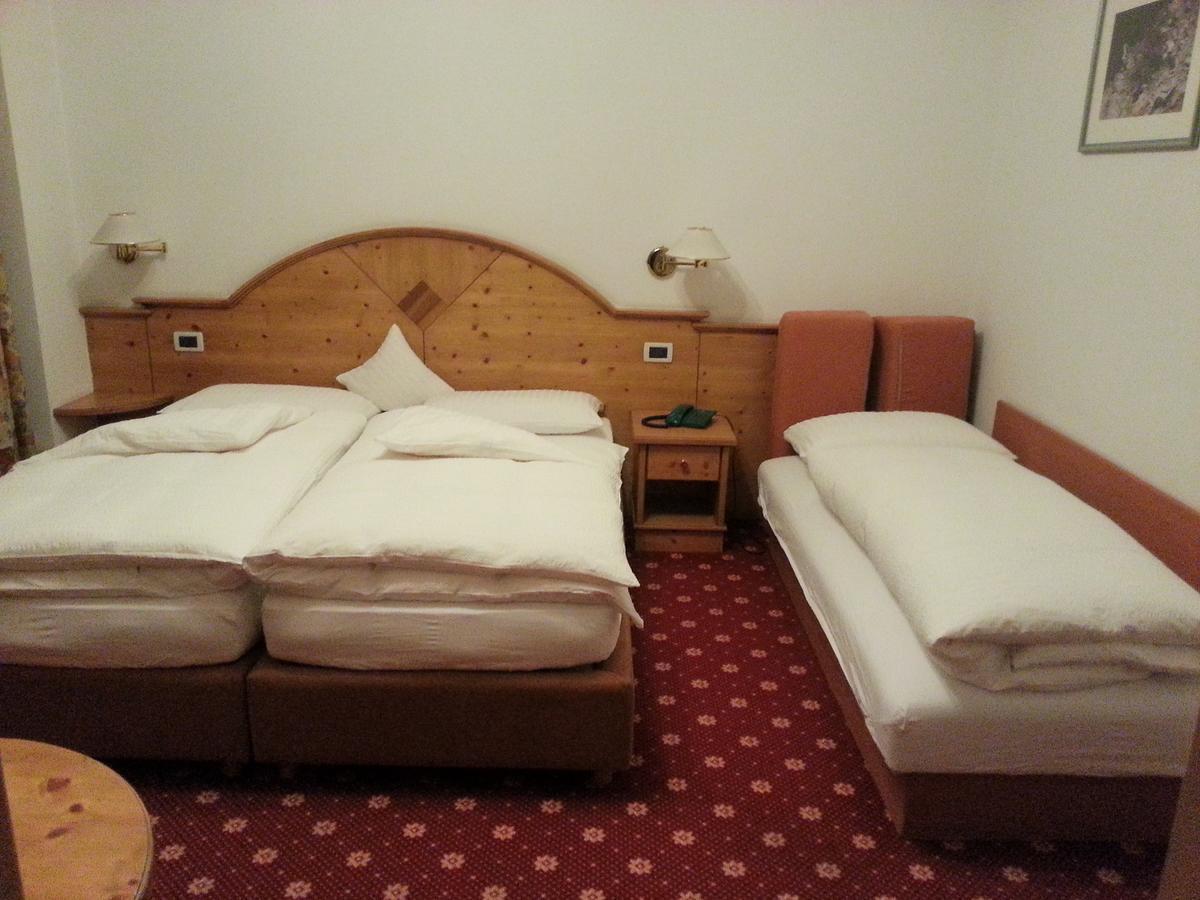 Hotel Garni Royal Arabba Exterior foto